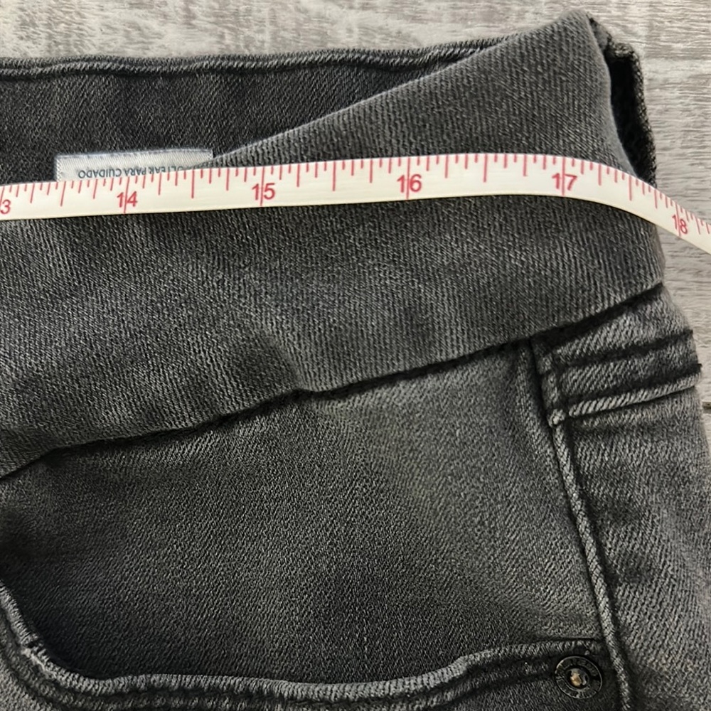Seven7 Distressed Gray Jeans - Picture 5 of 8